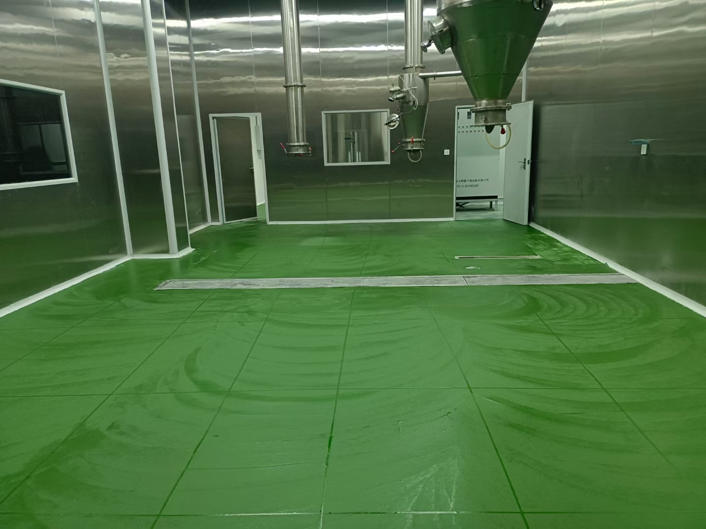 聚氨酯砂漿地坪批刮底漆