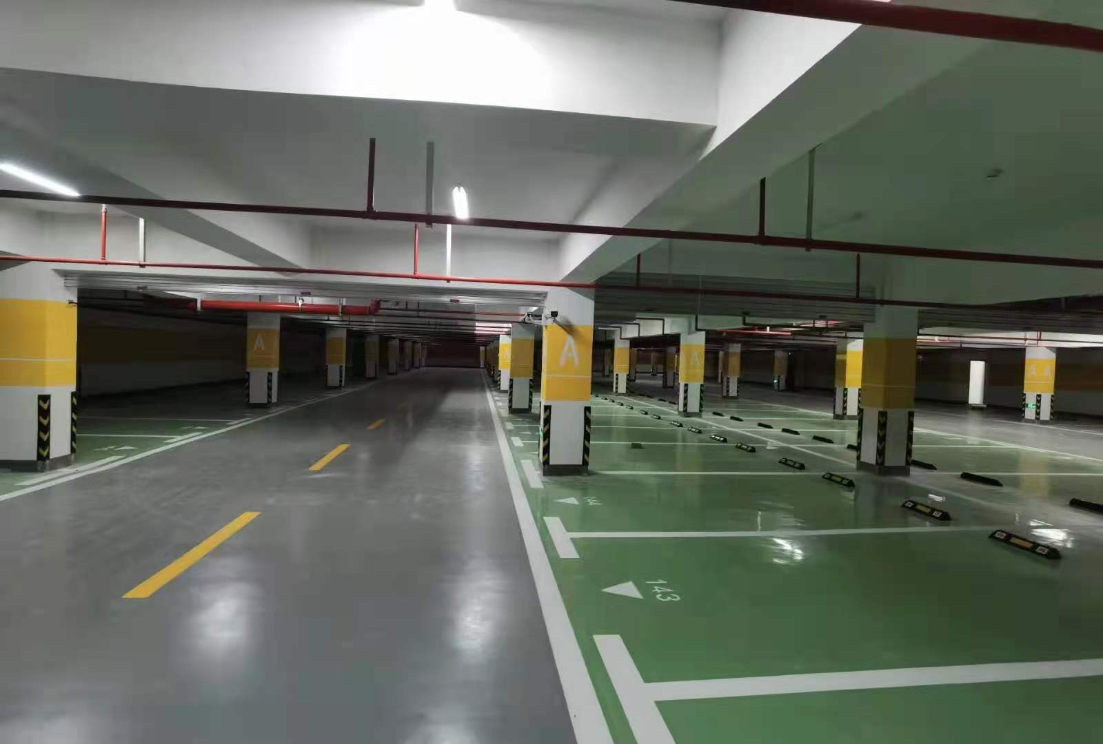 地下停車場環氧地坪