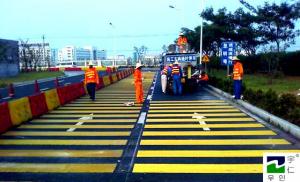 雙組份聚氨酯道路標線漆